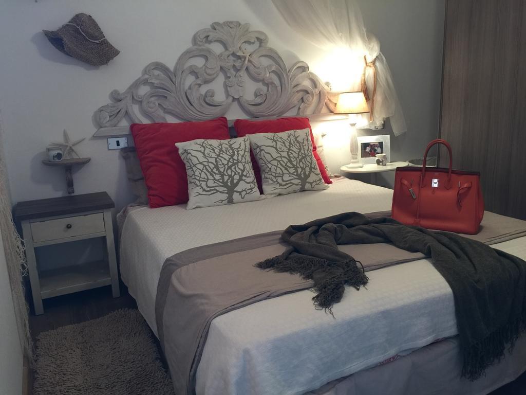 Smeralda Residenza Di Charme 马里纳·迪·波迪斯科 客房 照片