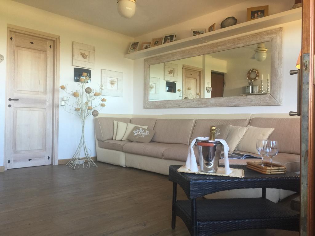 Smeralda Residenza Di Charme 马里纳·迪·波迪斯科 客房 照片